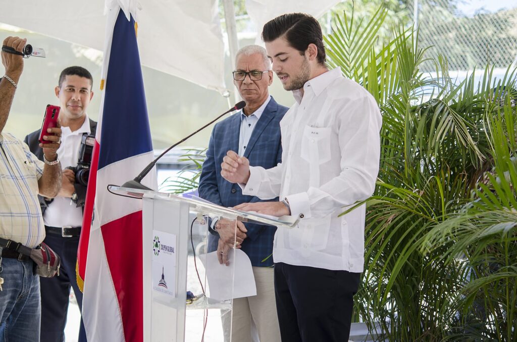 Palabras centrales del acto de inauguración.