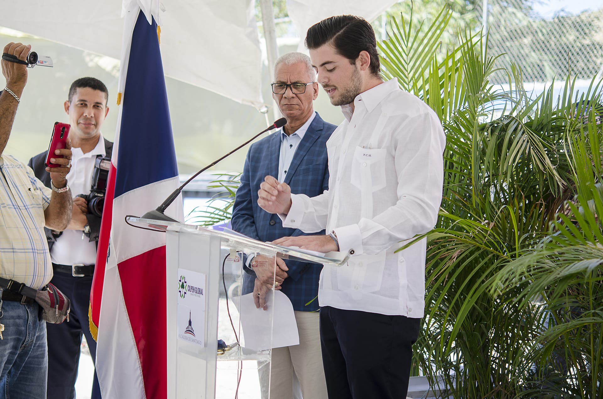 Palabras centrales del acto de inauguración.